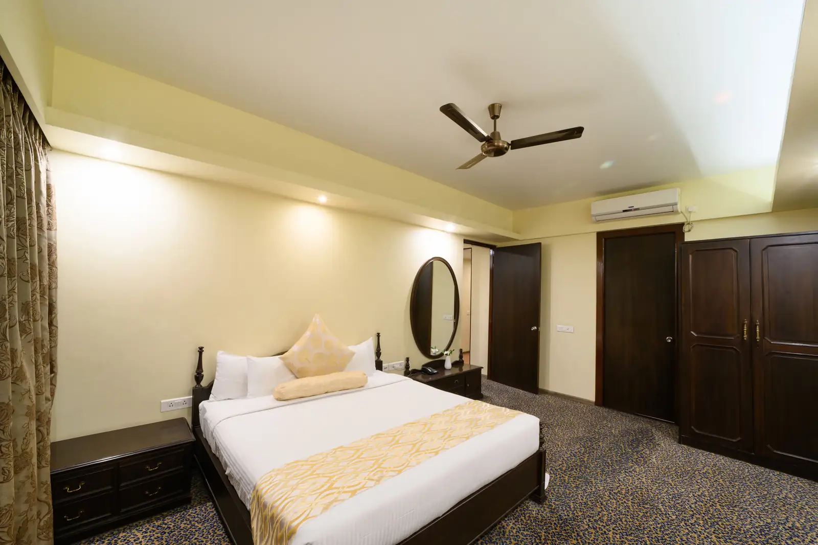 Maharaja Suite