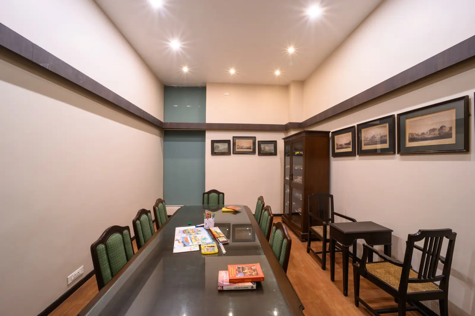 The library at Sinclairs Burdwan