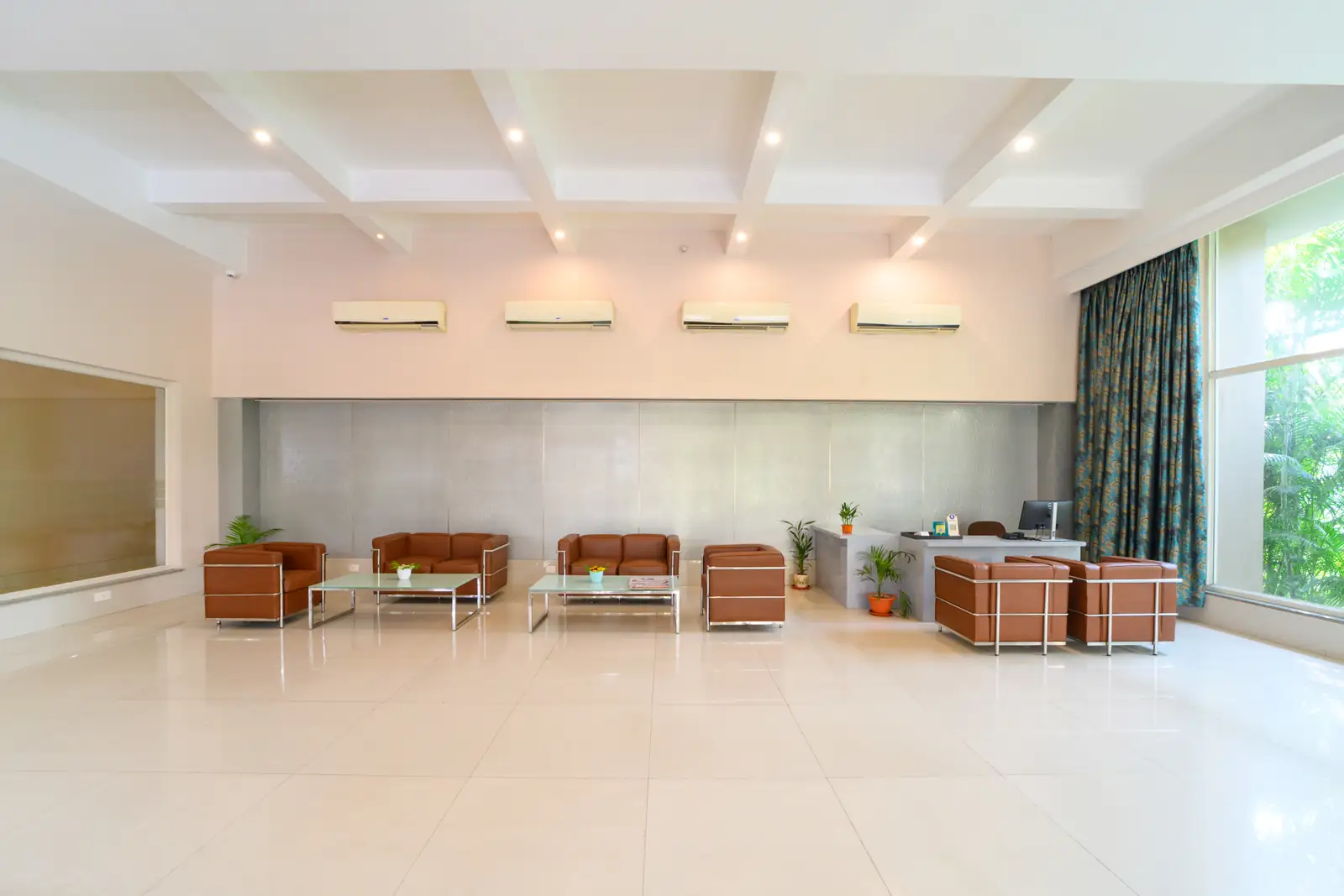 The lobby lounge at Sinclairs Burdwan