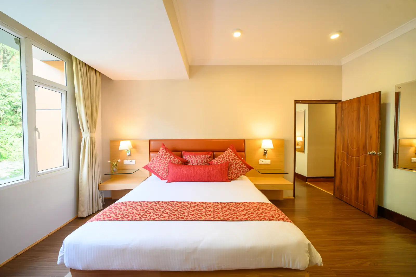 Deluxe Family Room