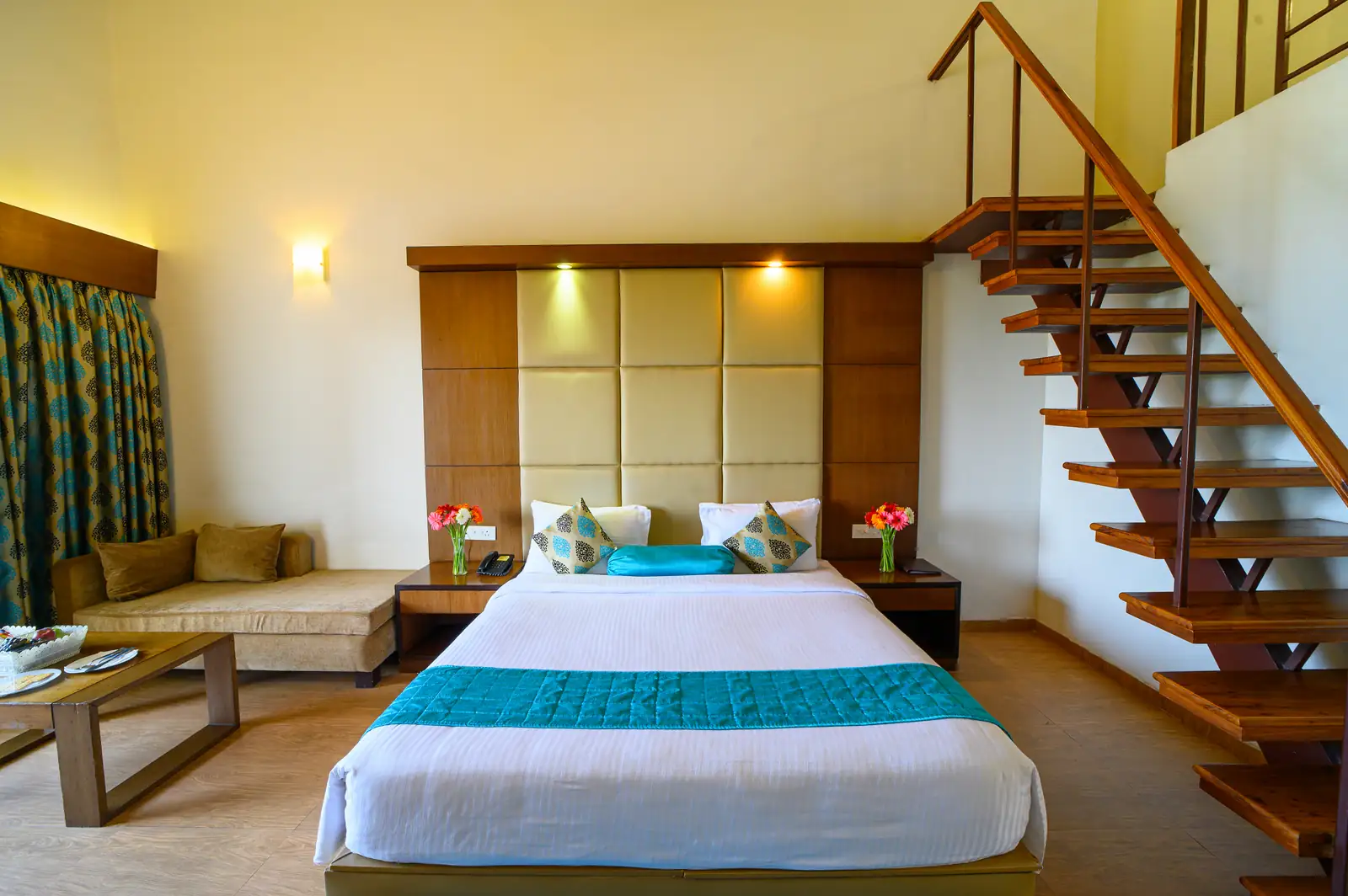 Premier Attic Room
