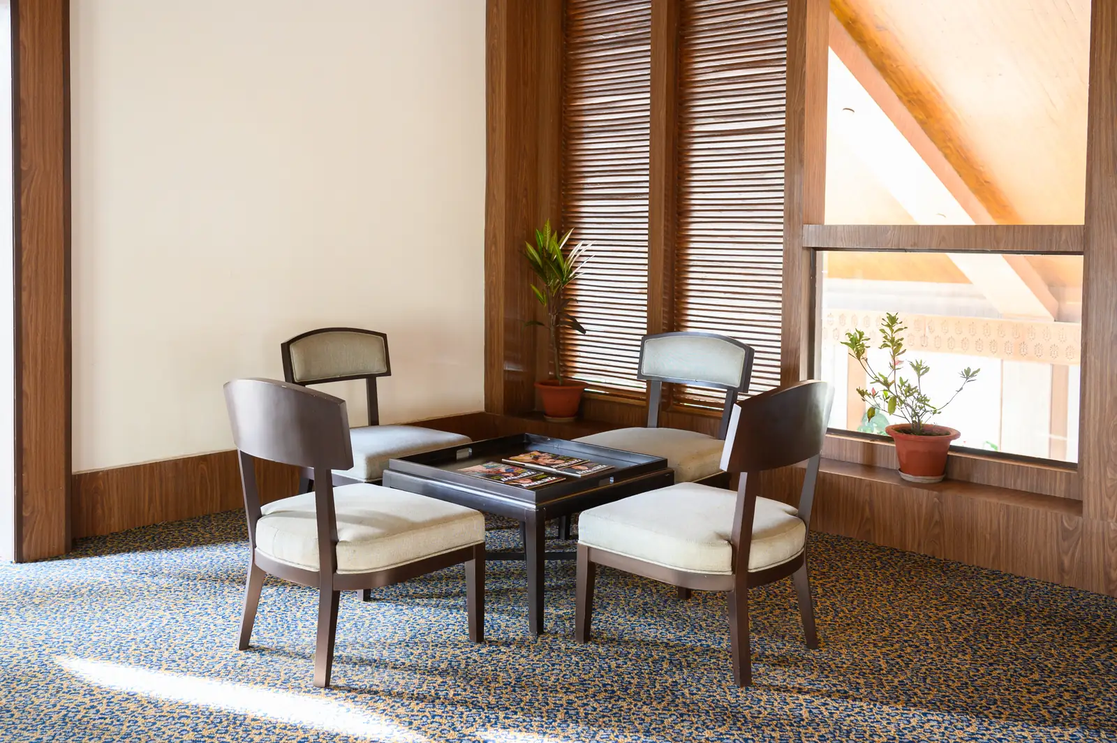 A quiet lounge corner in the lobby