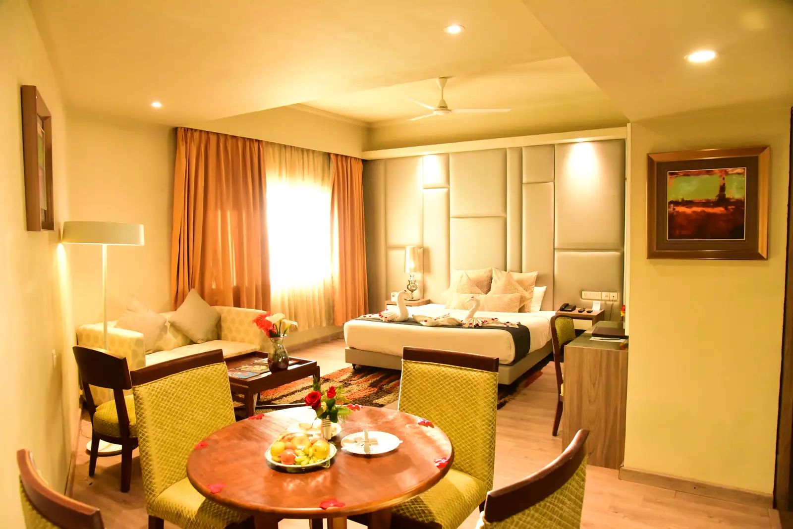 Deluxe Suite