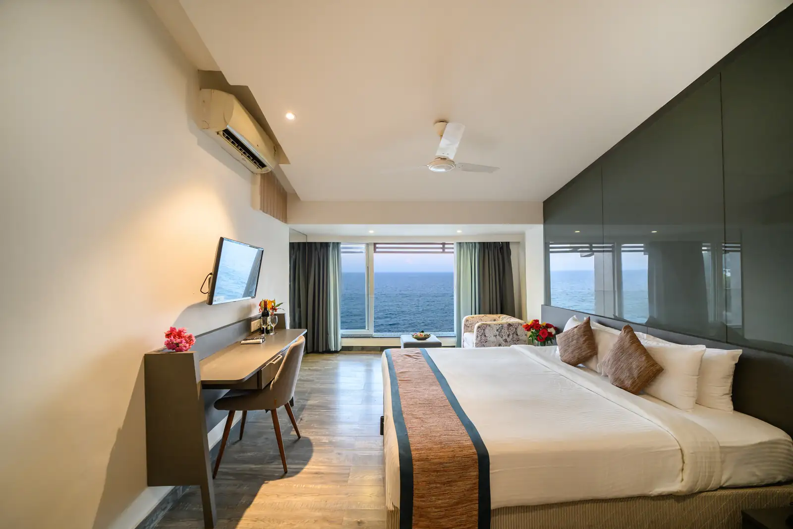 Premier Room