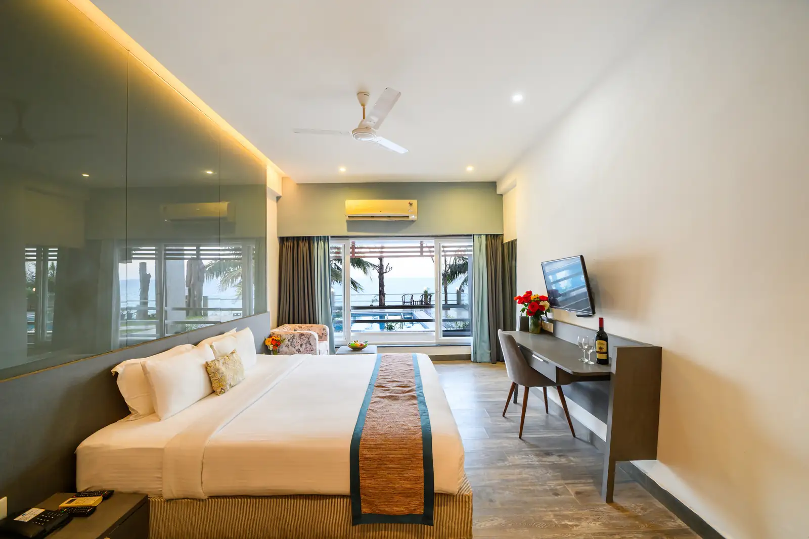 Premier Room