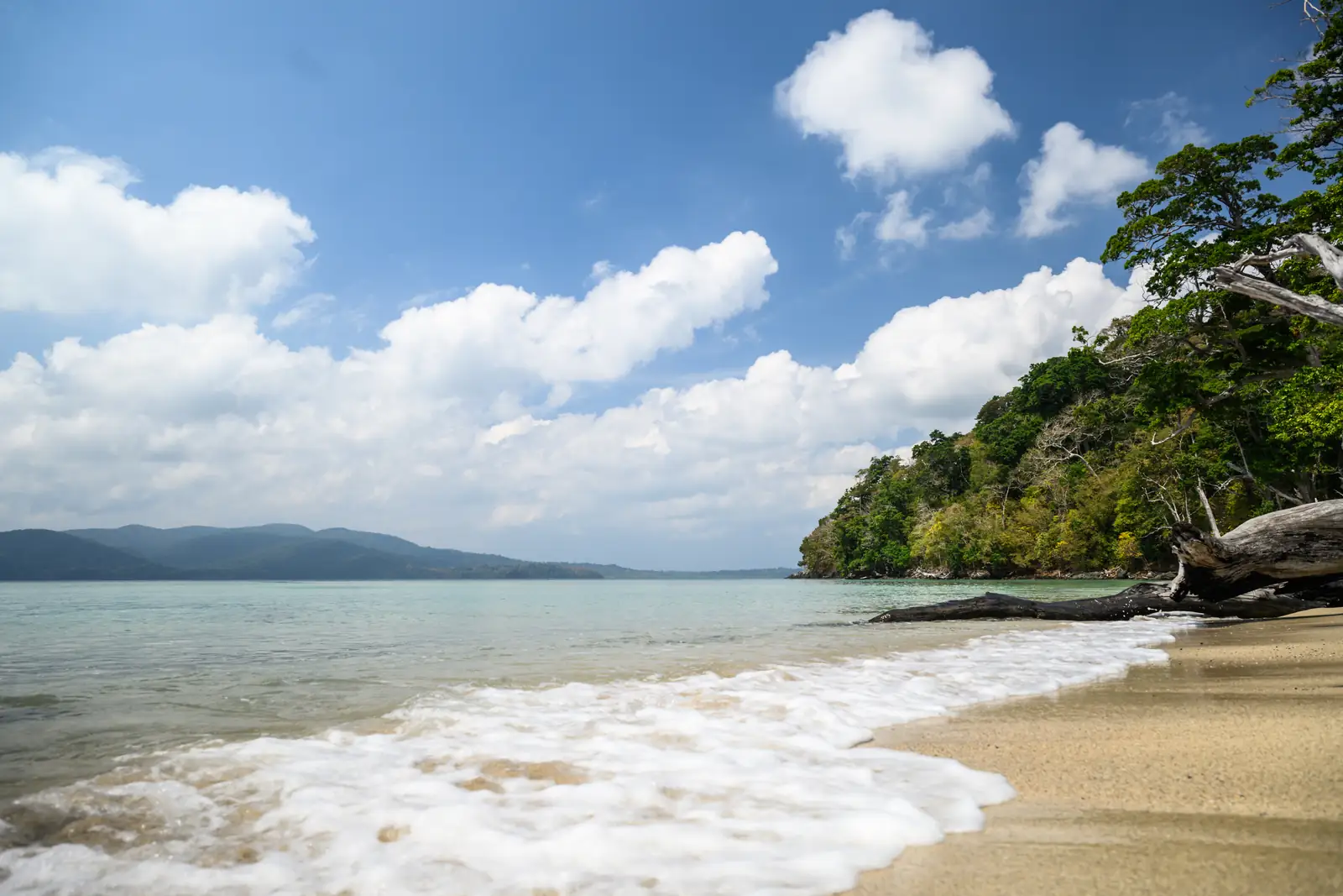 The beach at Chidiya Tapu, a short drive from Sinclairs Bayview